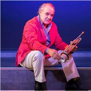 Profesor de trompeta, teoría y solfeo, con mucha experiencia en el ámbito profesional como músico y de la enseñanza a principiantes